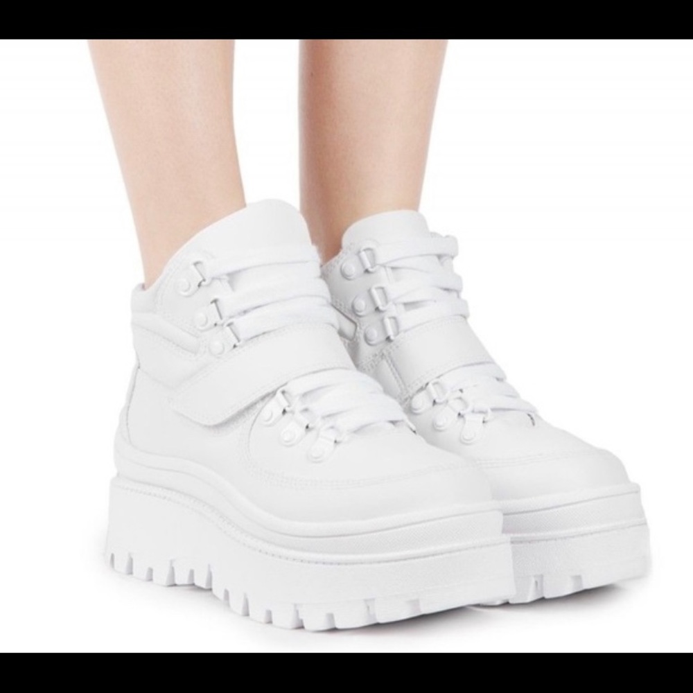 jeffrey campbell top peak hiker boot white, size 8